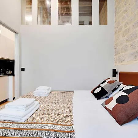 Apartment Les Halles - Grands Boulevards Stylish 2br - 6p