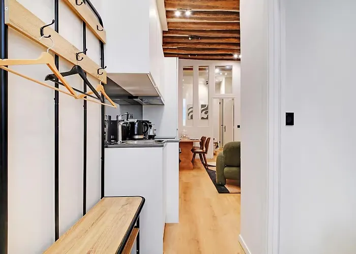 Les Halles - Grands Boulevards Stylish 2br - 6p Lägenhet *