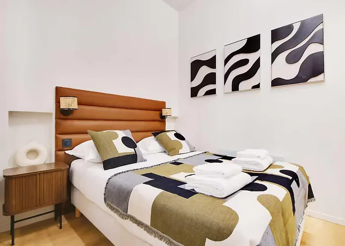 Les Halles - Grands Boulevards Stylish 2br - 6p